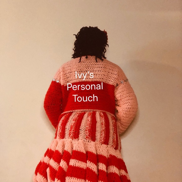 Crocheted sweater and skirt and thigh high set - Picture 4 of 7